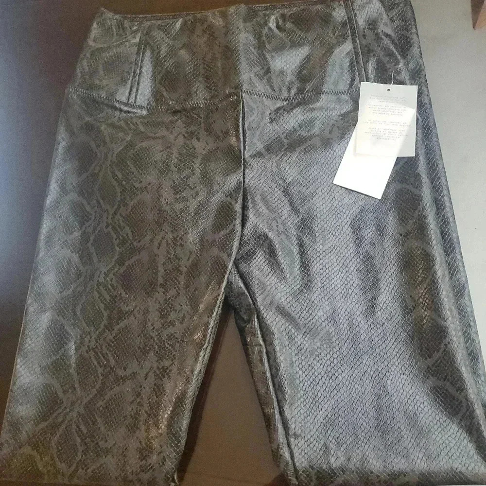 FOR ALL 7 MANKIND PLEATHER SIZE S